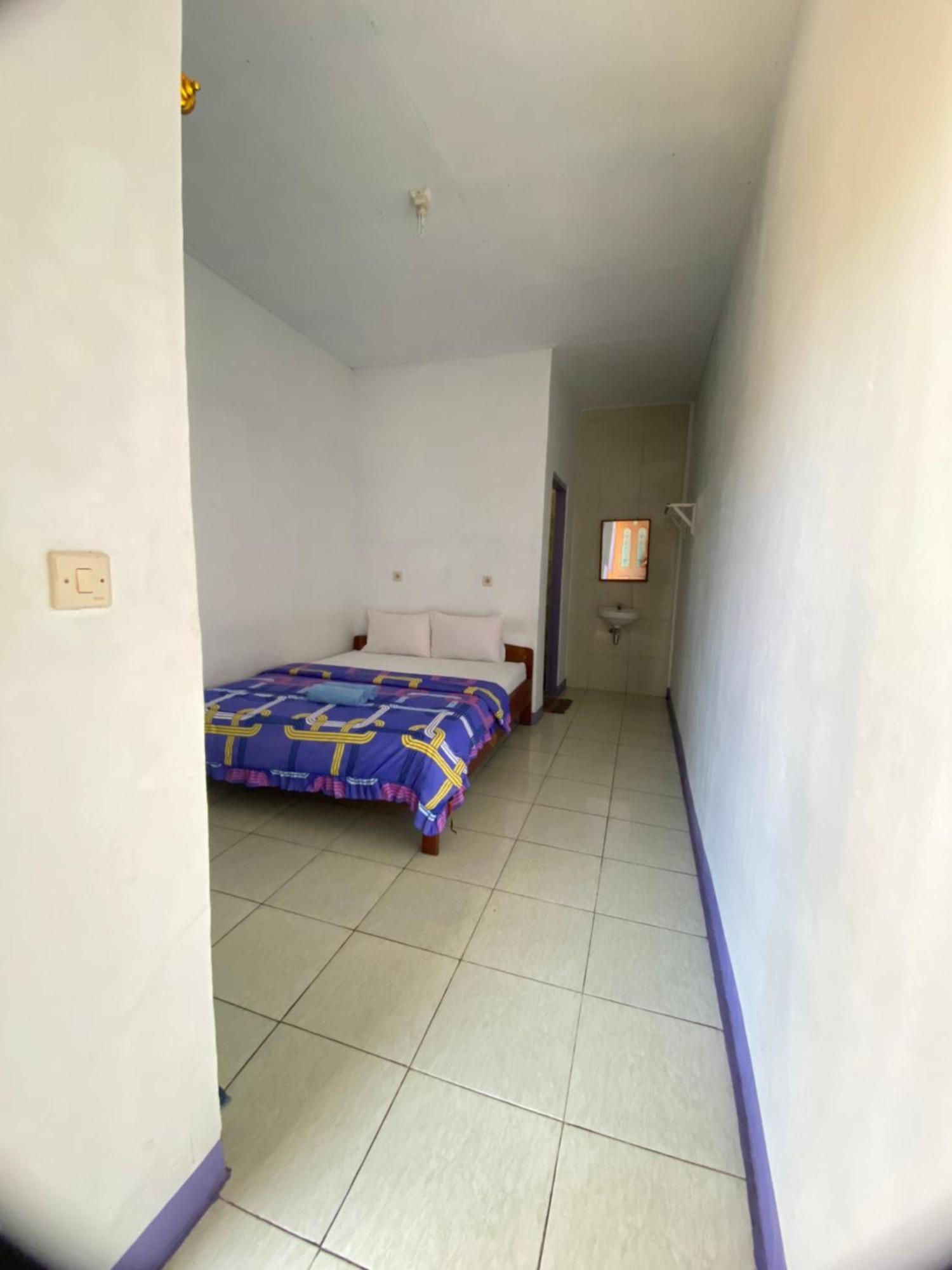 Mahoni Guest House Kelimutu Kültér fotó
