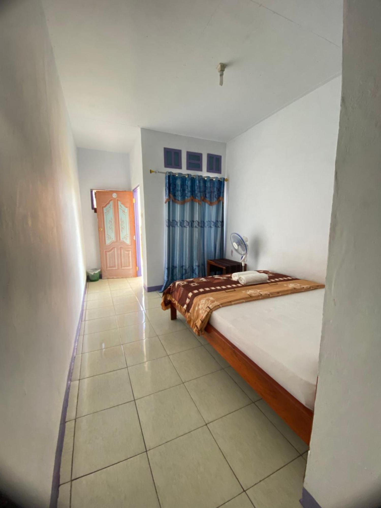 Mahoni Guest House Kelimutu Kültér fotó